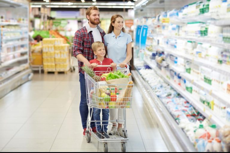 Cat cheltuie o familie pe mancare in Romania: 7 calcule reale surprinzatoare si utile