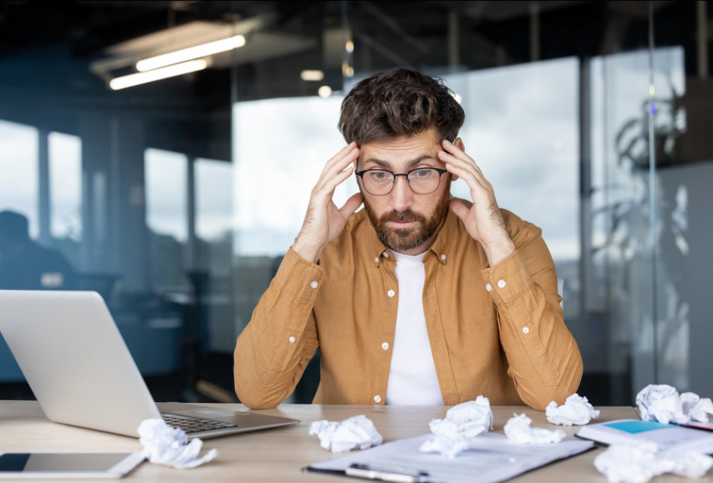 Semne ca organismul tau este epuizat: 10 simptome importante si ingrijoratoare